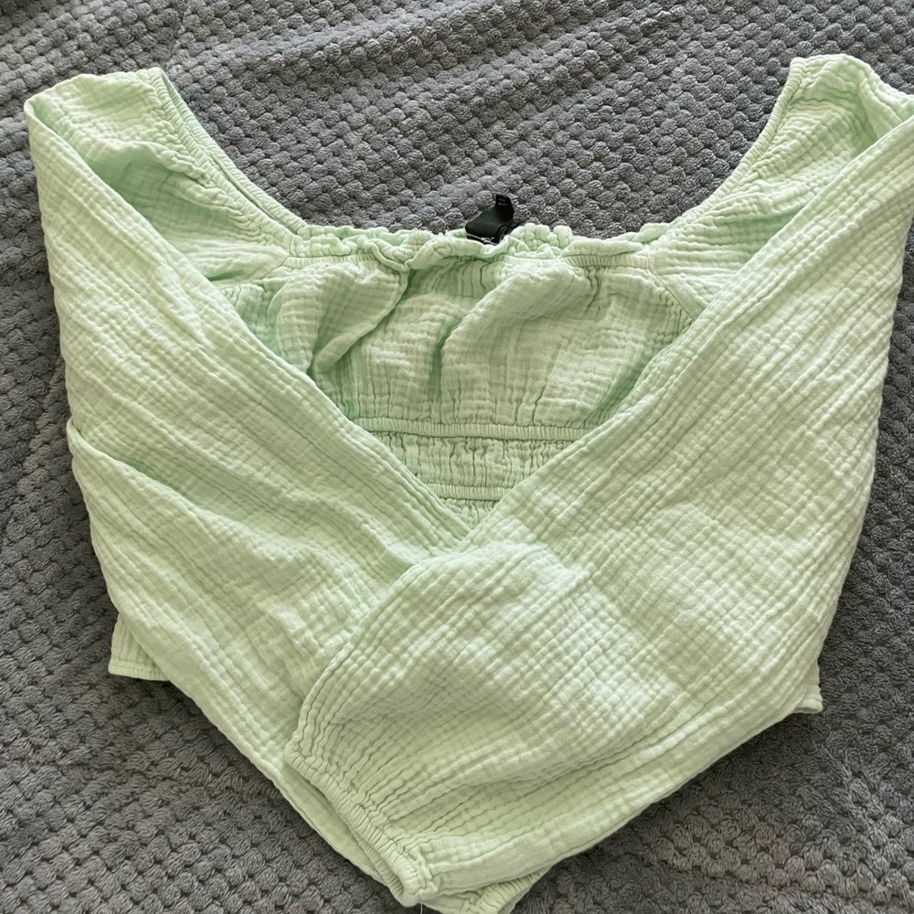 Women’s Medium Wild Fable Mint Cropped Top